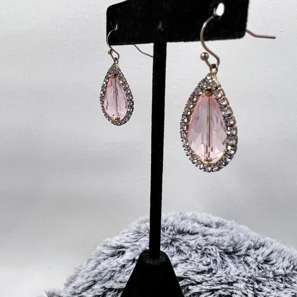 Blush Color Large Faceted Teardrop and Rhinestone 1.25” Gold Tone Earrings - Picture 2 of 5